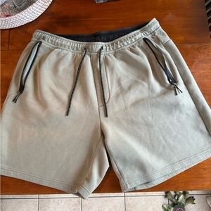 American Eagle Outfitters Men's Olive Drawstring Athletic Shorts